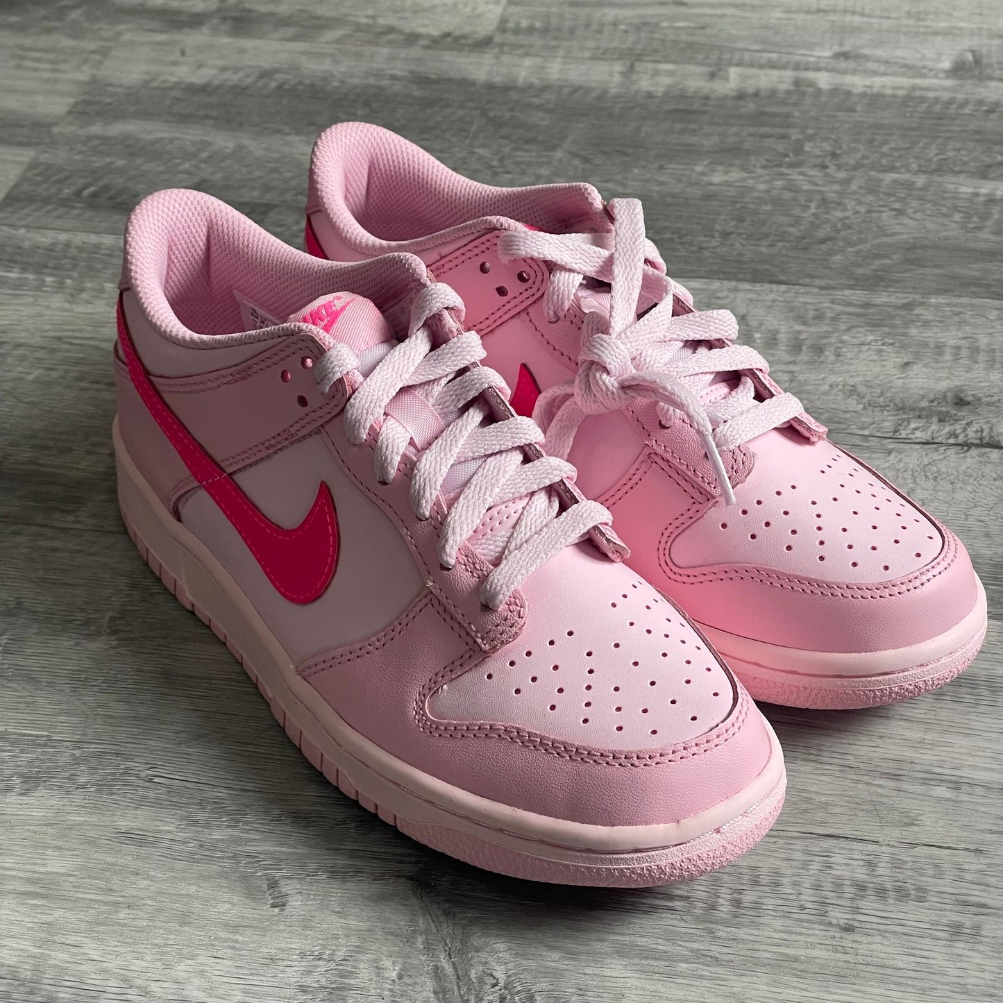 Nike Dunk Low GS “Triple Pink”